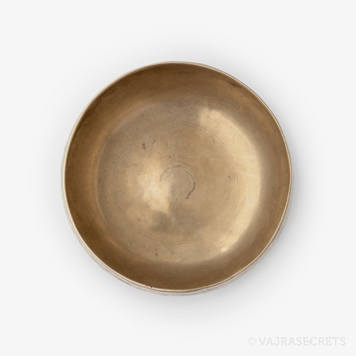 Antique Bronze Singing Bowl, 6.75 inch