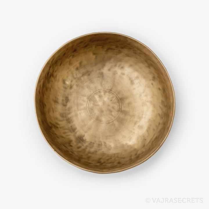 Ultabati Himalayan Singing Bowl, 8.75 inch